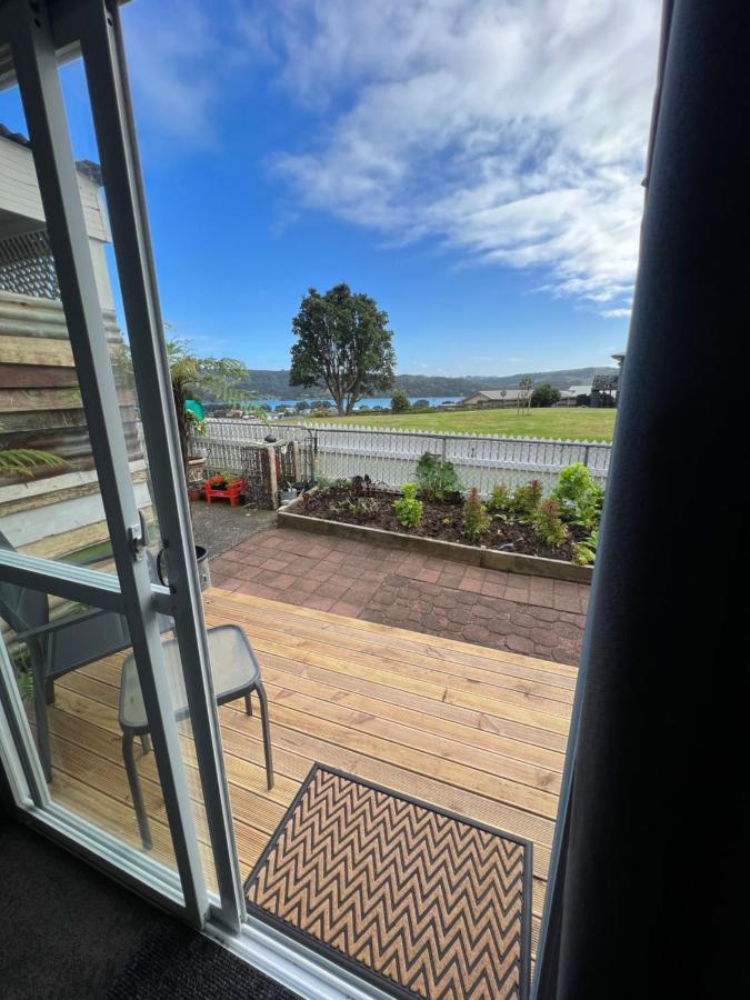 Raglan Seaview Cabin Eksteriør bilde